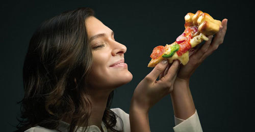 PIZZA HUT | Novidade Pizza BFF – Bites Friends Forever! Image